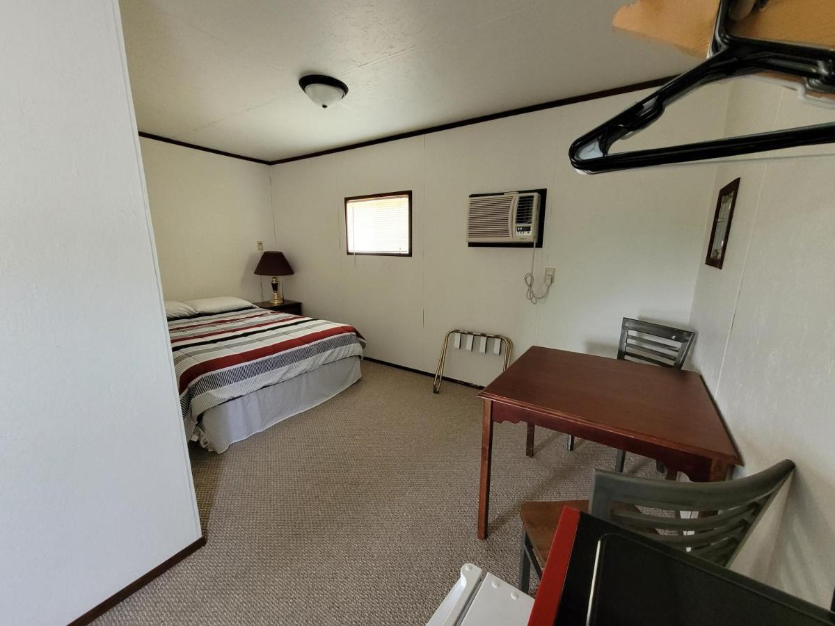 Eagles Landing Campground 스터지스 외부 사진
